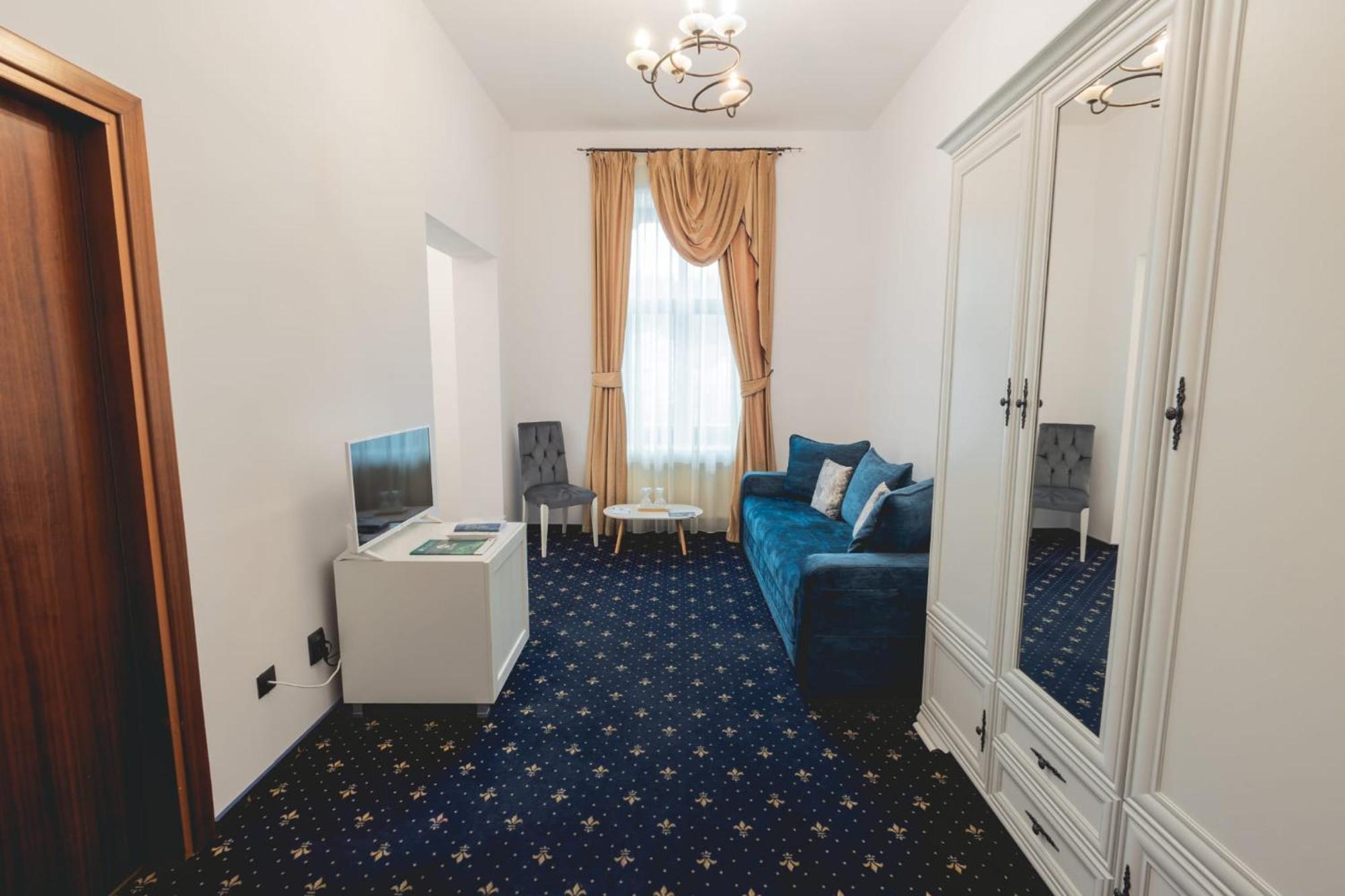 Hotel Carol - Vatra Dornei Exteriér fotografie