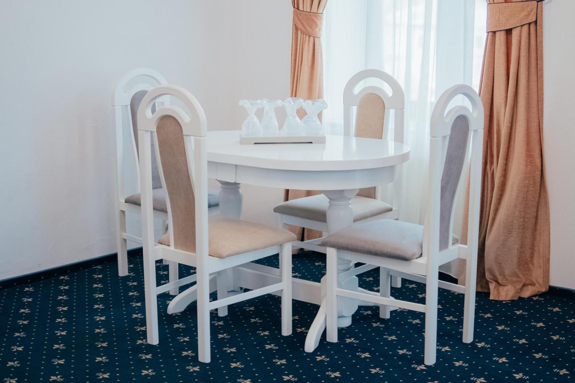 Hotel Carol - Vatra Dornei Exteriér fotografie